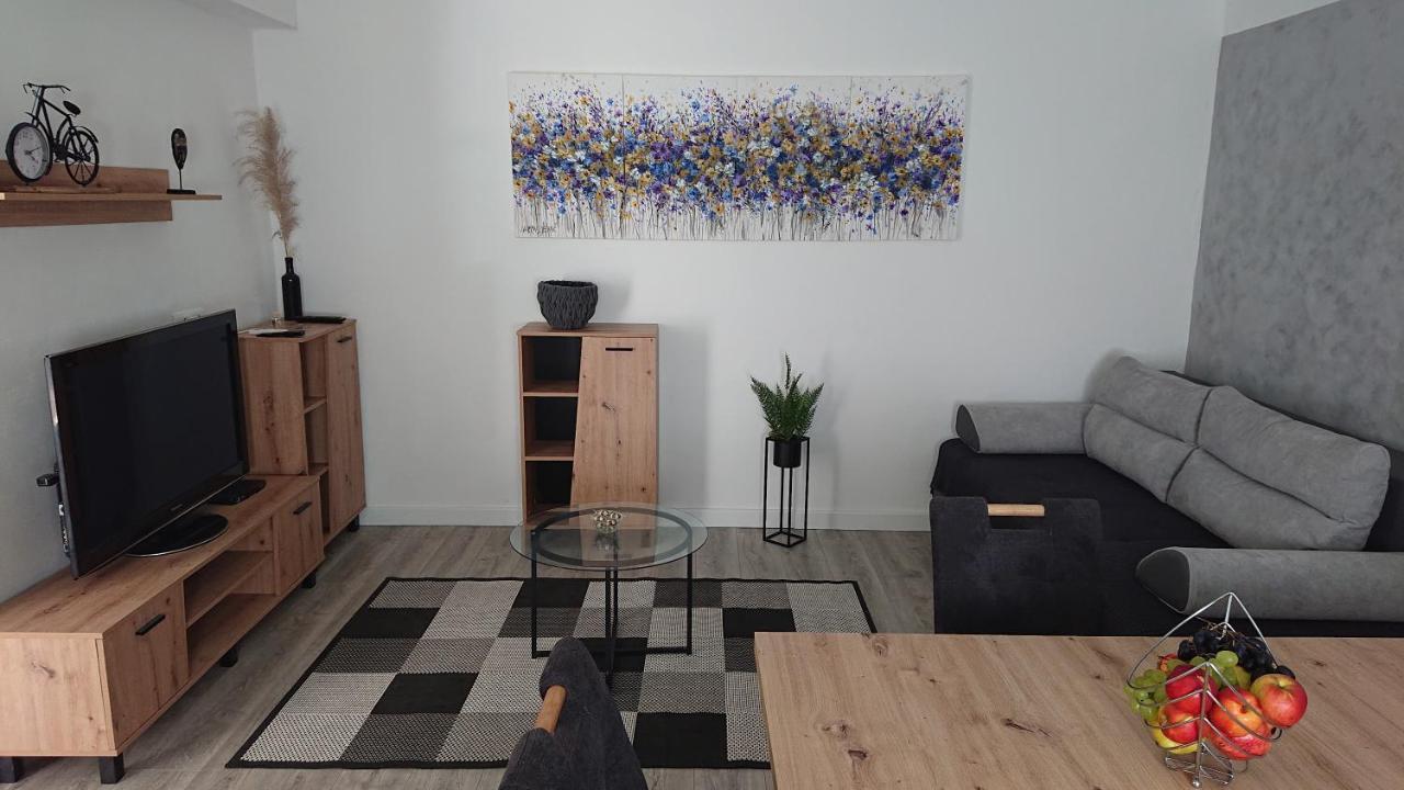 Amama Apartment Brodarica  Luaran gambar