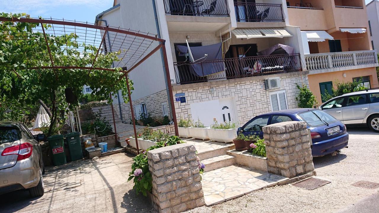 Amama Apartment Brodarica  Luaran gambar